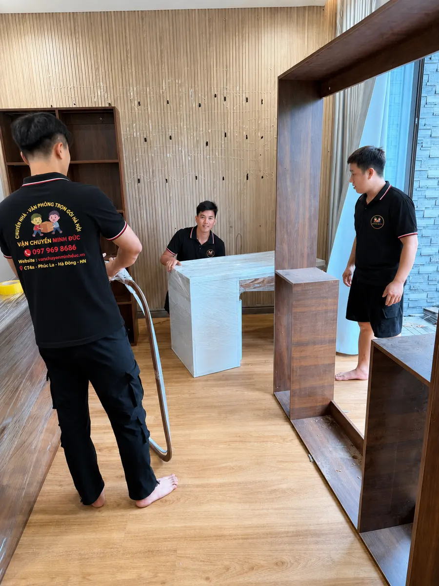 Tháo lắp tủ và nội thất văn phòng